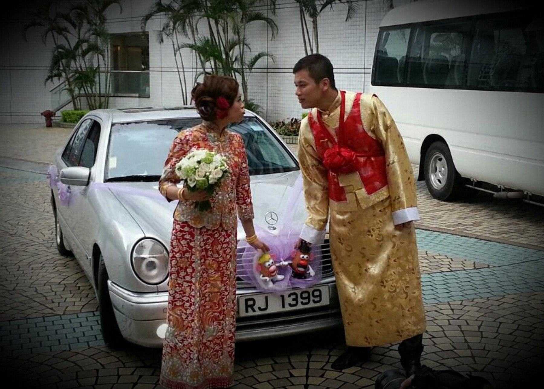 西式婚禮花車白色佈置實照